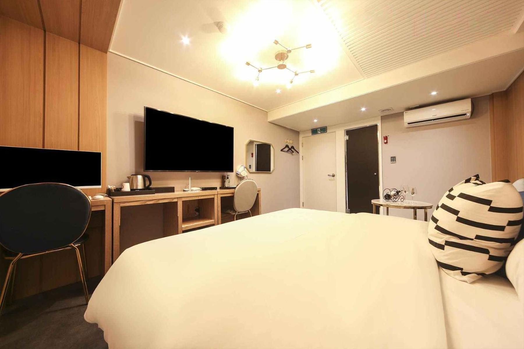 Bay 202 Hotel Пусан Экстерьер фото